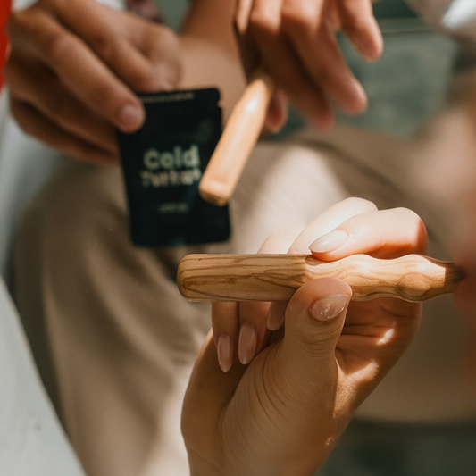 Cigarette 🚬 vs Vape 💨 vs OMAÏ 🌿 : quelles différences ?